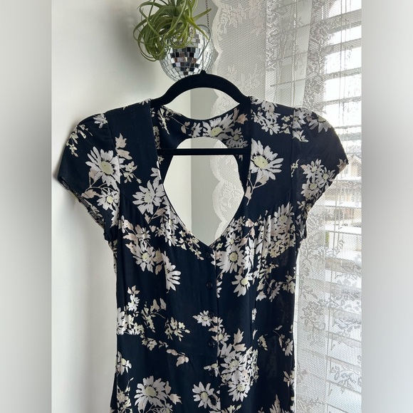 Le Chateau Navy/Floral Mini Dress - Picture 4 of 7